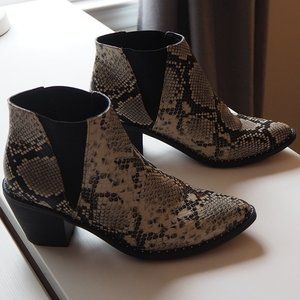 Black and white snakeskin bootie, size 7